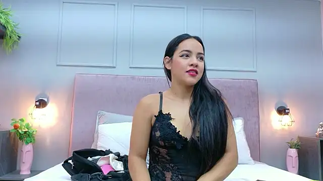 Snapshot of Camila_Hill_ chatting on 01/07/26, 01:16 Camila Hill online show from 01/07/26, 01:16