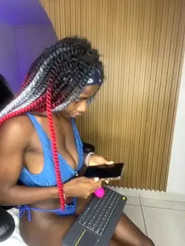 MorenaLush Eup online show from 11/04/25, 03:32