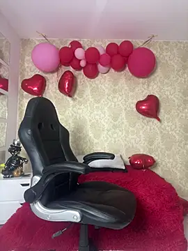 Snapshot of MorenaLush_Eup chatting on 03/28/26, 12:44 MorenaLush Eup online show from 03/28/26, 12:44