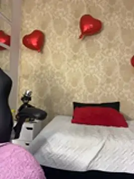 Snapshot of MorenaLush_Eup chatting on 03/29/26, 02:13 MorenaLush Eup online show from 03/29/26, 02:13