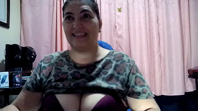 lina maria99 online show from 03/26/26, 02:21