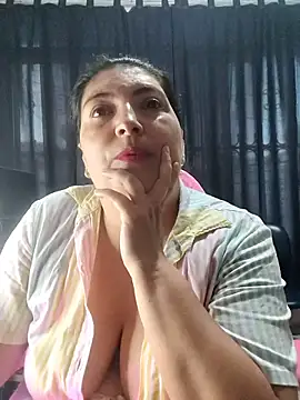 lina maria99 online show from 10/16/25, 10:29