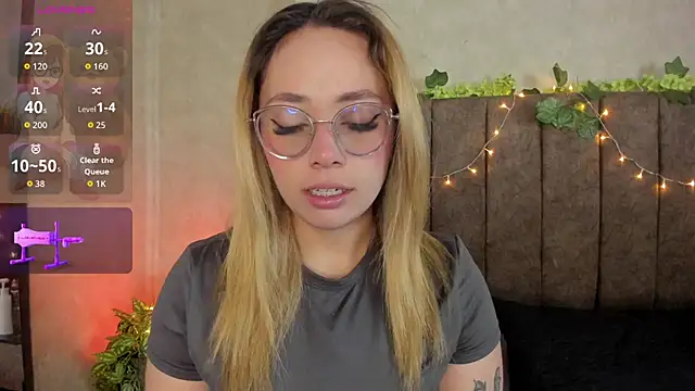 LanaMills  online show from 03/16/26, 04:53