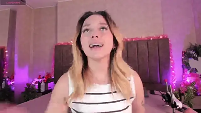 LanaMills  online show from 07/11/26, 05:08