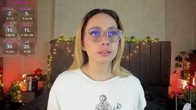 LanaMills  online show from 03/23/26, 05:51