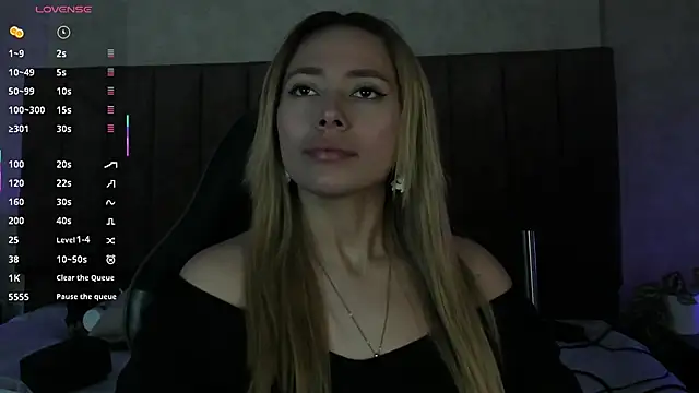 LanaMills  online show from 11/14/25, 03:54