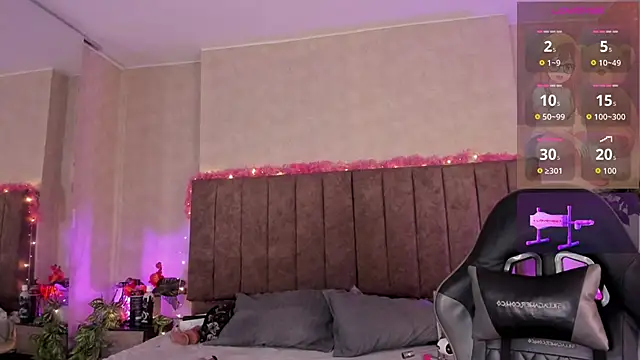 LanaMills  online show from 06/09/26, 03:51