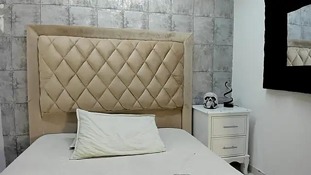 AphroditeSweet online show from 11/19/25, 09:59