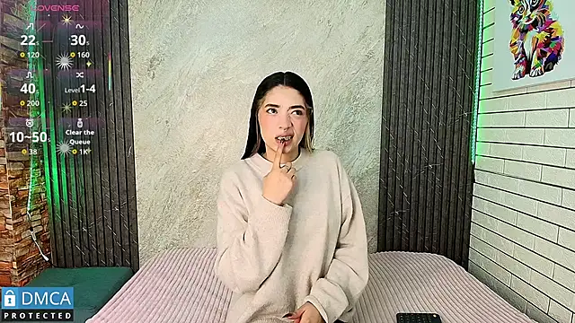 stepha   online show from 11/24/25, 11:21