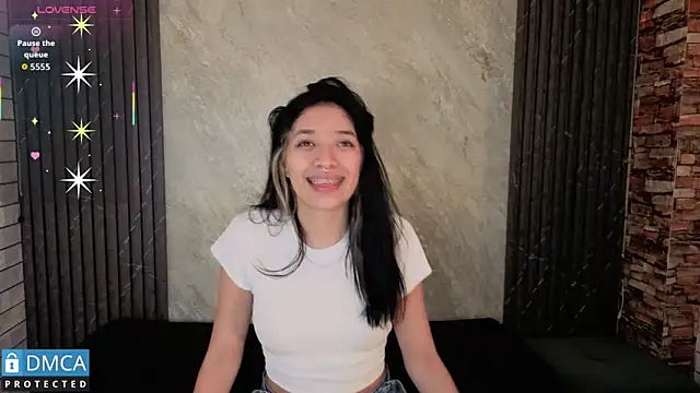 stepha   online show from 12/05/25, 11:20