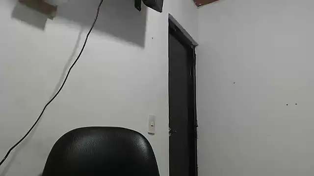  yess love  online show from 09/20/25, 01:43