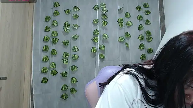 Snapshot of anishasanchezcm101 chatting on 10/31/25, 03:58 anishasanchezcm101 online show from 10/31/25, 03:58