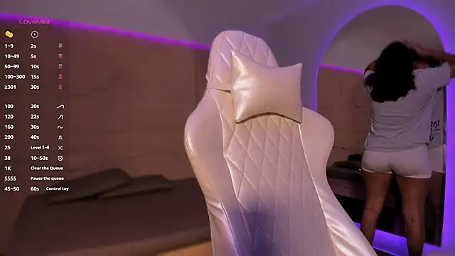 Snapshot of HannahMontgomery chatting on 01/09/26, 04:36 HannahMontgomery online show from 01/09/26, 04:36