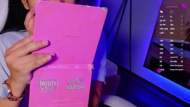 HannahMontgomery online show from 06/26/26, 04:02