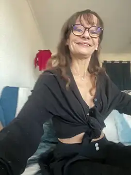 Chris06d22xh online show from 11/29/25, 02:17