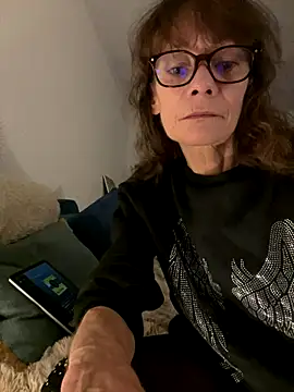 Chris06d22xh online show from 10/20/25, 07:03