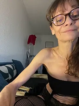 Chris06d22xh online show from 12/14/25, 04:01