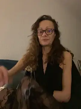 Chris06d22xh online show from 11/05/25, 07:50