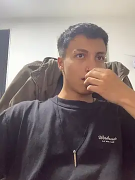 Milan Bach online show from 03/31/26, 05:53