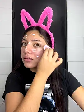 Snapshot of LisaGoddes chatting on 09/30/25, 02:50 LisaGoddes online show from 09/30/25, 02:50