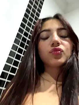 Snapshot of LisaGoddes chatting on 10/10/25, 10:54 LisaGoddes online show from 10/10/25, 10:54
