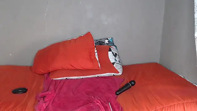 Lunalee online show from 02/10/26, 03:44