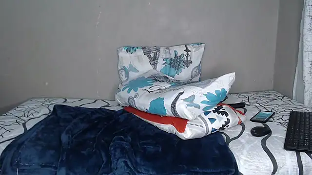 Lunalee online show from 03/08/26, 05:49