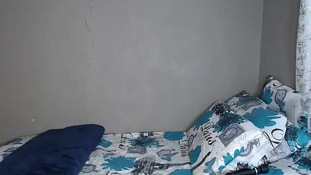 Lunalee online show from 12/19/25, 09:11