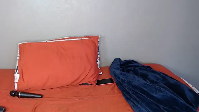 Lunalee online show from 12/03/25, 09:20