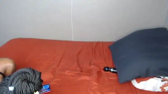 Lunalee online show from 11/23/25, 11:09