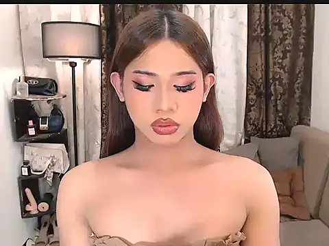 Snapshot of asianlatina69 chatting on 11/04/25, 10:30 asianlatina69 online show from 11/04/25, 10:30