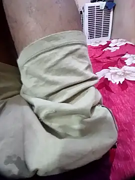 Snapshot of Priyankacam chatting on 10/11/25, 05:03 Priyankacam online show from 10/11/25, 05:03