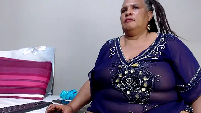 GrandBustyMelon online show from 11/06/25, 08:29