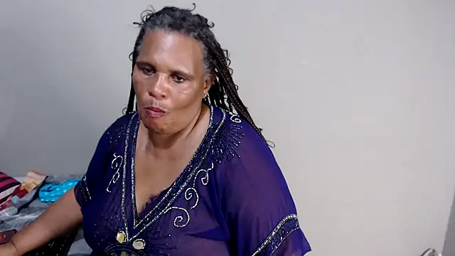 GrandBustyMelon online show from 11/13/25, 09:24