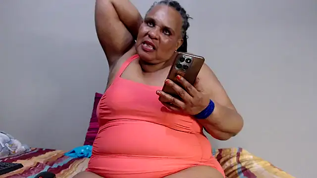 GrandBustyMelon online show from 10/31/25, 06:37