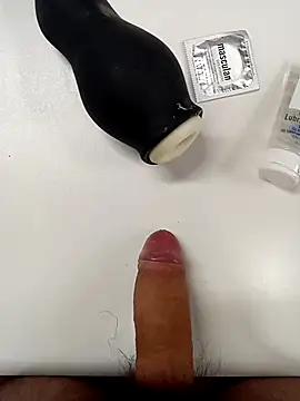 Snapshot of piciupiciu94 chatting on 01/13/26, 06:23 piciupiciu94 online show from 01/13/26, 06:23