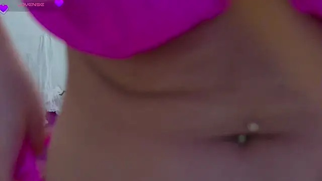 KandyCosse online show from 10/27/25, 06:58