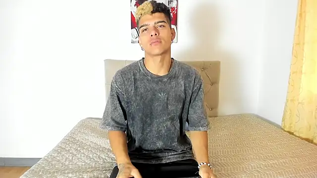 wyatt 3 online show from 09/24/25, 11:50