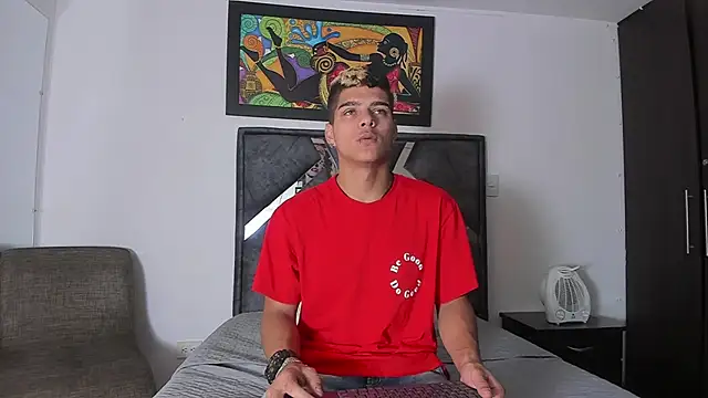 wyatt 3 online show from 10/22/25, 12:15