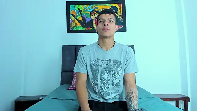 wyatt 3 online show from 11/24/25, 12:16