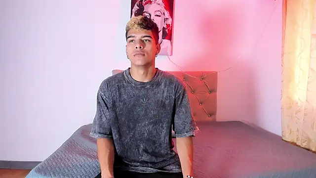 wyatt 3 online show from 09/29/25, 11:27