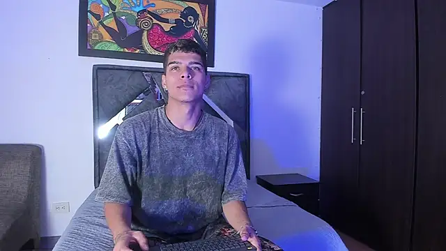 wyatt 3 online show from 11/10/25, 12:21