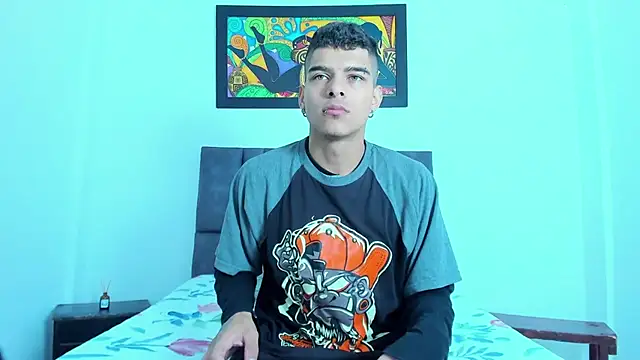 wyatt 3 online show from 11/18/25, 11:24