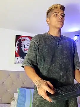 wyatt 3 online show from 09/20/25, 11:15