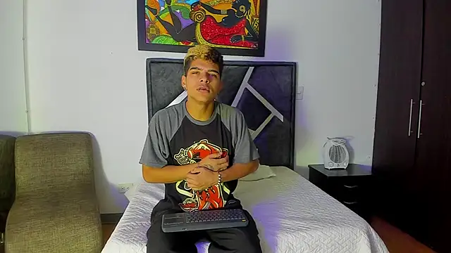 wyatt 3 online show from 10/10/25, 11:55