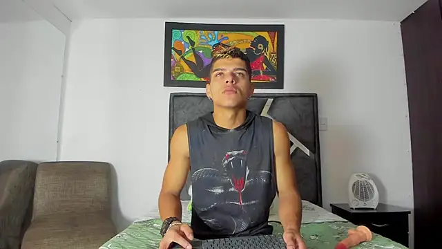 wyatt 3 online show from 10/21/25, 12:04