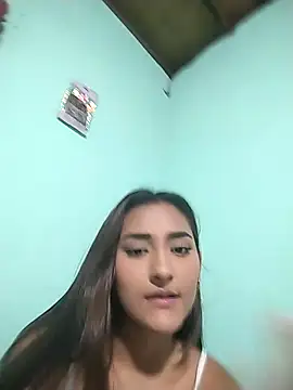 Snapshot of emilyvalencia_1 chatting on 02/02/26, 09:14 emilyvalencia 1 online show from 02/02/26, 09:14