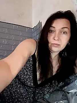 DanaNeon online show from 05/04/26, 11:02