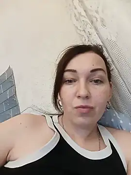 DanaNeon online show from 05/20/26, 12:02