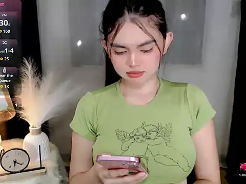 Snapshot of wildest_fantasy chatting on 12/17/25, 05:07 wildest fantasy online show from 12/17/25, 05:07